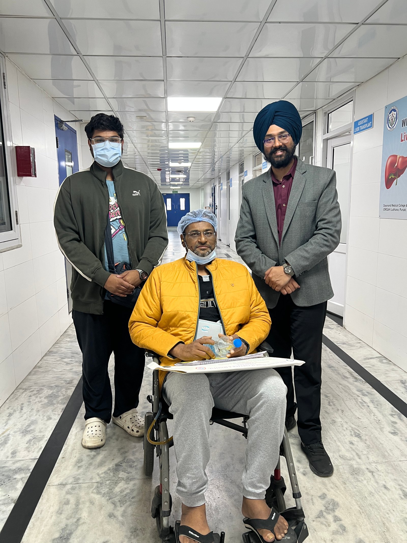 Mr Amit getting discharged from the hospital &nbsp;